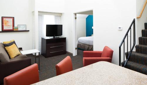 One-Bedroom Suite