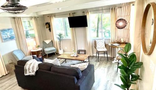 One-Bedroom House