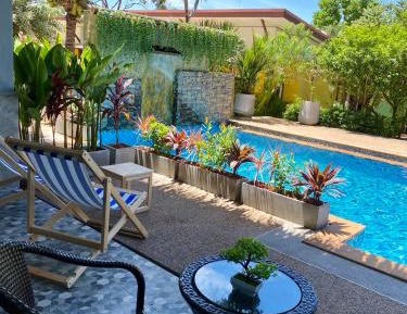 King Room with Pool View