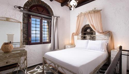 Up & High 1 Bedroom Maisonette with Panoramic Sea View