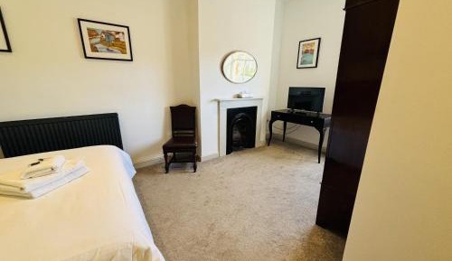 Standard King Room