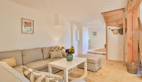 Holiday Home 2