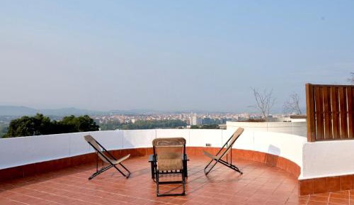 Two-Bedroom Apartment with Terrace and Sea View