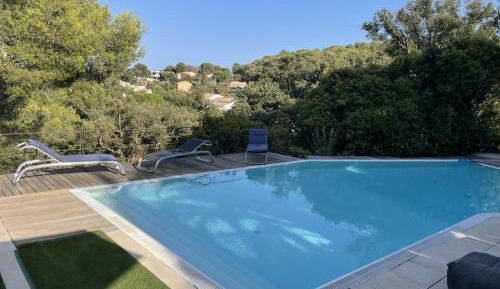 Villa with Garden View