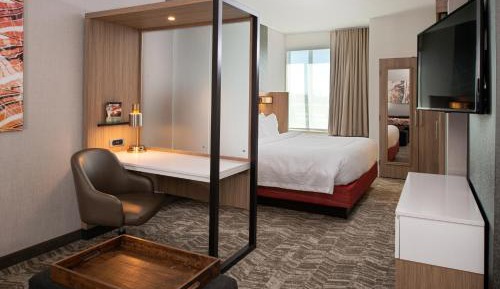 Suite, 1 King, Sofa bed, Trundle bed