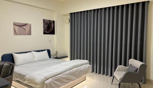 Queen Room with Balcony