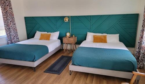 Deluxe Queen Room with Two Queen Beds