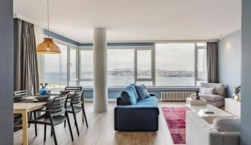 Apartment with View and Balcony