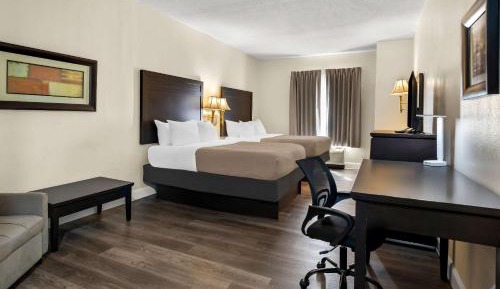 Queen Room with Two Queen Beds - Non-Smoking