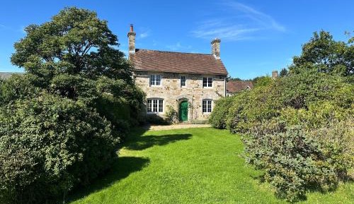 Four-Bedroom Holiday Home