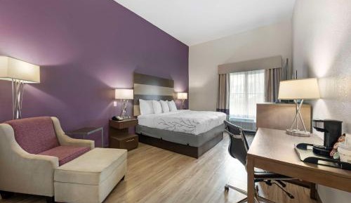 King Room with Kitchenette - Shower Only