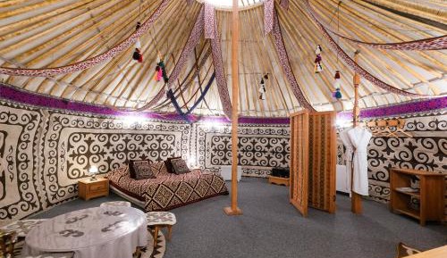 Luxury Traditional Kazakh Tent (Yurt )