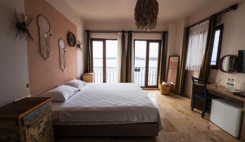 Deluxe Double Room with Sea View