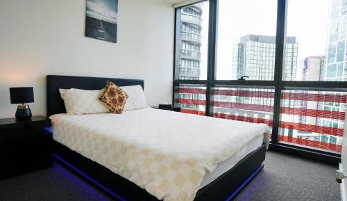 Two-Bedroom Apartment with City View