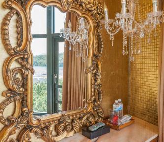 Deluxe Double Room with Lake View - Upper Floors