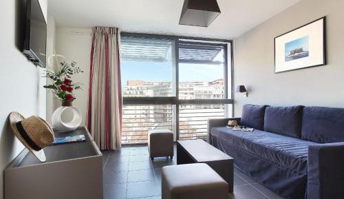 One-Bedroom Apartment (4 Adults)