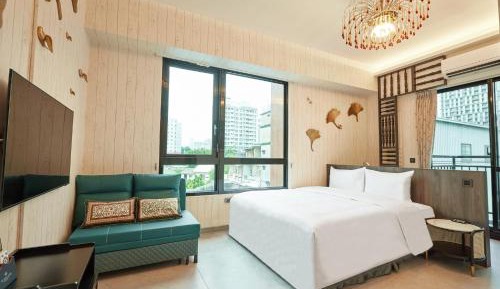 Deluxe Double Room with Bath