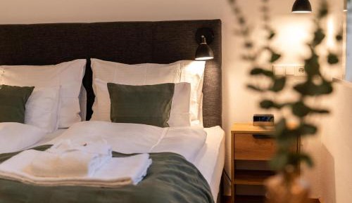 Large Double Room