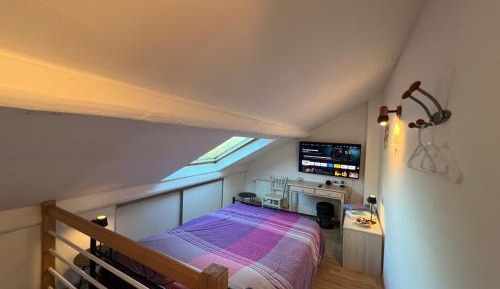 Double Room with Shared Bathroom