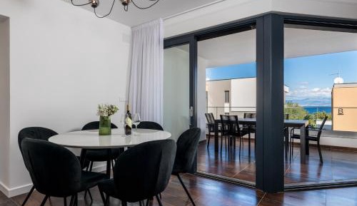 Two-Bedroom Apartment with Sea View