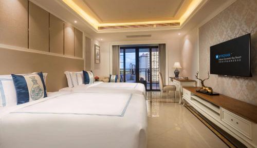 Deluxe Twin Room with City View