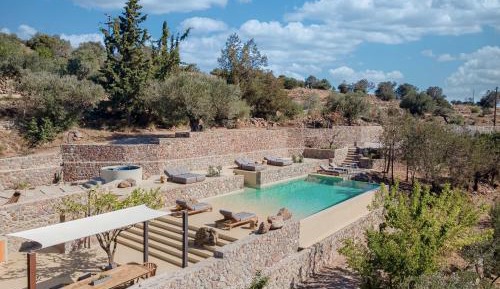 Deluxe Villa with Private Pool and Sea View