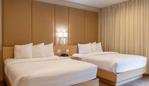 Standard Queen Room with Two Queen Beds - Non-Smoking