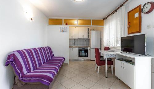 Five-Bedroom Holiday Home