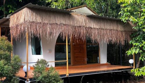 Suite with Garden View