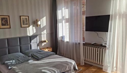 Deluxe Double Studio