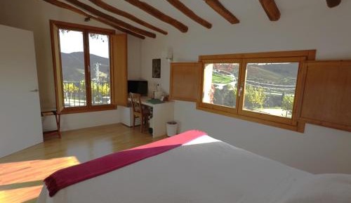 Double or Twin Room with Private Bathroom