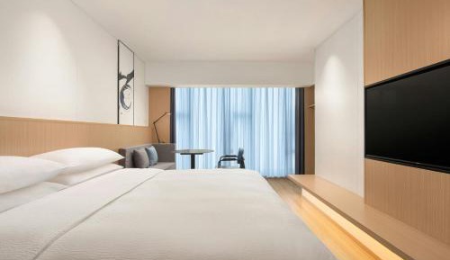 King Suite with Sofa Bed and City View