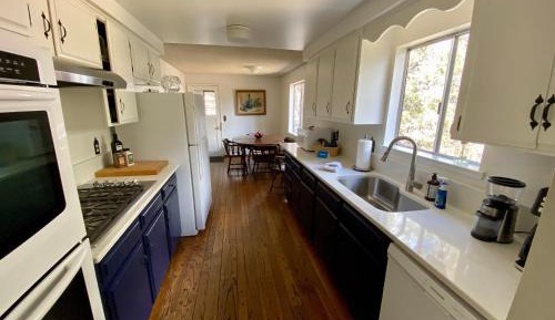Three-Bedroom Holiday Home 