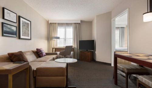 One-Bedroom Suite