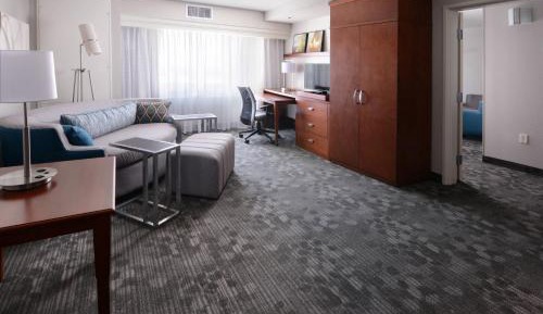 One- Bedroom Suite
