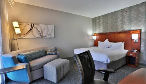 King Room with Sofa Bed