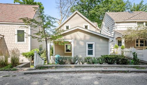 Six-Bedroom House