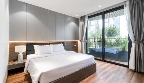 Two-Bedroom Apartment with Garden View