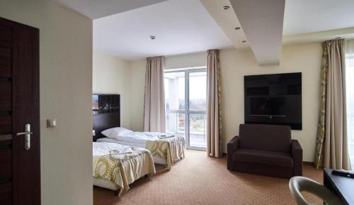 Five-person Family Room