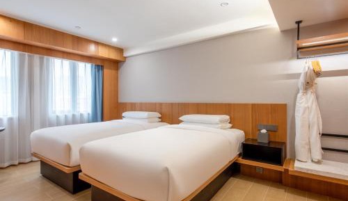 Premier Twin Room