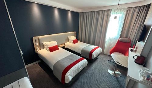 Standard Twin Room - Free Breakfast