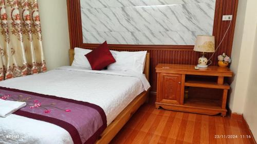 Double Room with Shared Toilet
