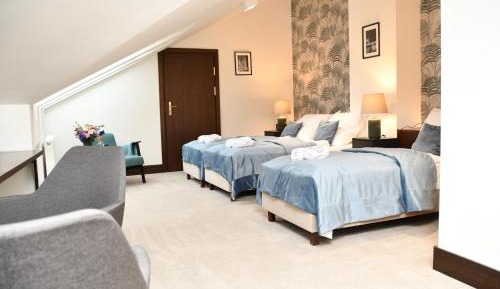 Comfort Triple Room