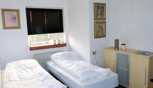 Basic Triple Room