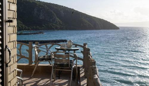 Villa - Beach Front