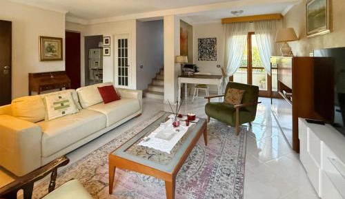Three-Bedroom Holiday Home 