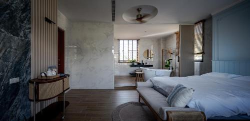 Quadruple Room with Bath