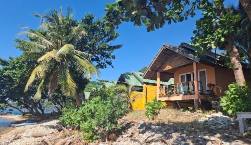 Bungalow - Beach Front