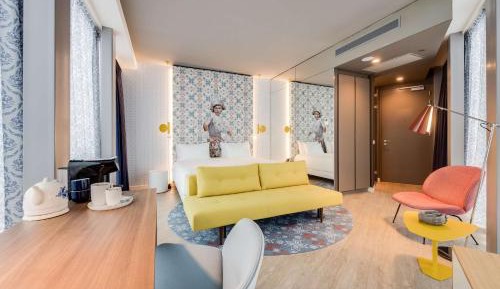 nhow Premium Double Room with View