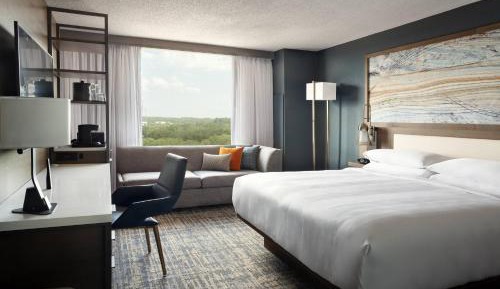 Standard King Room